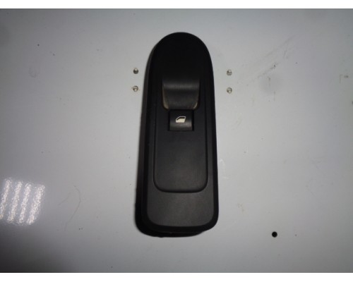 Кнопка стеклоподъемника Citroen C5 (X7) 2008> (6490 F8)- купить на ➦ А50-Авторазбор по цене 800.00р.. Отправка в регионы.