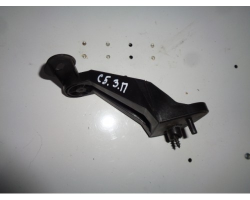 Кронштейн ручки двери Citroen C5 (X7) 2008> (9343 KC)- купить на ➦ А50-Авторазбор по цене 200.00р.. Отправка в регионы.