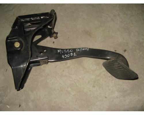 Педаль тормоза Ssang Yong Musso 1993-2006 ()- купить на ➦ А50-Авторазбор по цене 1000.00р.. Отправка в регионы.