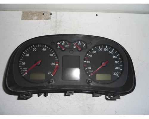 Панель приборов Volkswagen Golf IV/Bora 1997-2005 (263618004)- купить на ➦ А50-Авторазбор по цене 3000.00р.. Отправка в регионы.