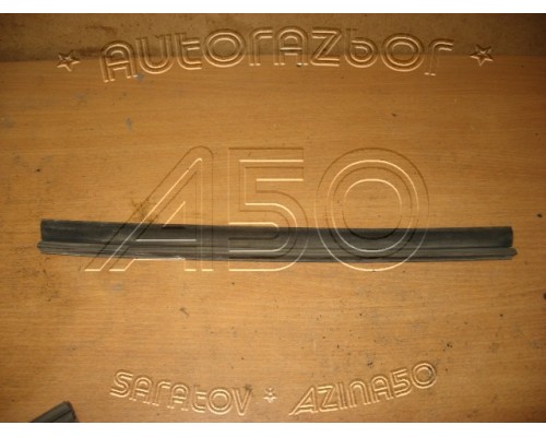 Направляющая стекла двери Ford Transit 2006-2014 (4346146)- купить на ➦ А50-Авторазбор по цене 400.00р.. Отправка в регионы.