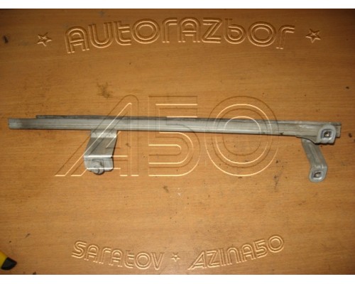 Направляющая стекла двери Ford Transit 2006-2014 (4346289)- купить на ➦ А50-Авторазбор по цене 200.00р.. Отправка в регионы.