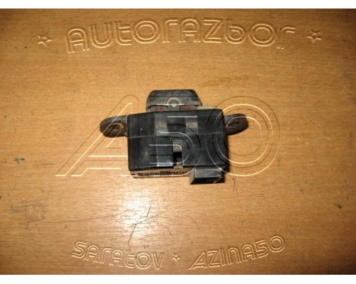 Кнопка стеклоподъемника Hyundai Elantra II J2, J3 1995-2000 (9358029000)- купить на ➦ А50-Авторазбор по цене 450.00р.. Отправка в регионы.