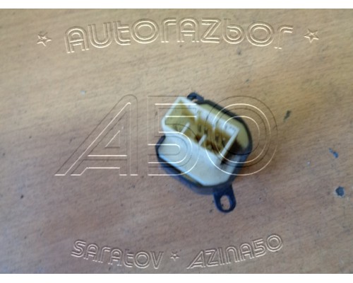 Переключатель регулировки зеркала Mazda 626 (GE) 1992-1997 (GA2K-66-600A)- купить на ➦ А50-Авторазбор по цене 300.00р.. Отправка в регионы.