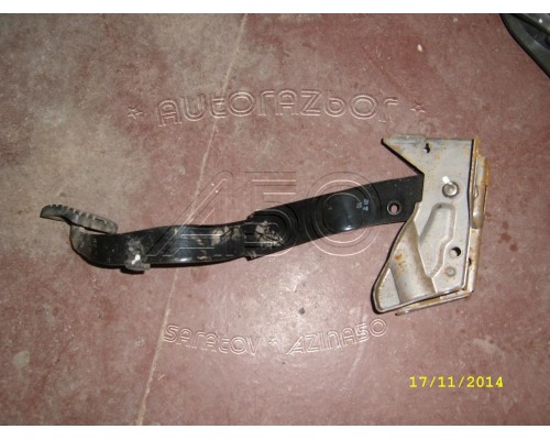 Педаль сцепления Mitsubishi Lancer (CS/Classic) 2003-2006 (MR493821)- купить на ➦ А50-Авторазбор по цене 500.00р.. Отправка в регионы.