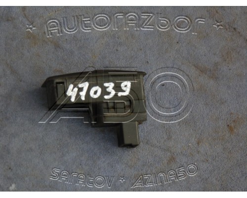 Кнопка стеклоподъемника UAZ Patriot (3163-3769050)- купить на ➦ А50-Авторазбор по цене 100.00р.. Отправка в регионы.