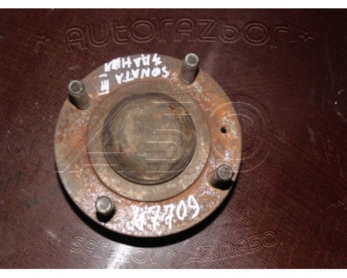 Ступица Hyundai Sonata III 1993-1998 (5271033701)- купить на ➦ А50-Авторазбор по цене 500.00р.. Отправка в регионы.