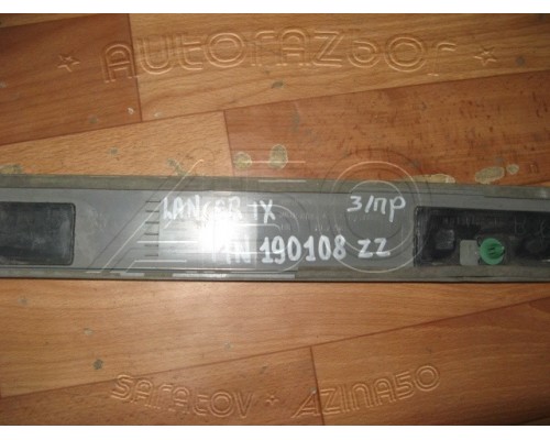 Молдинг двери Mitsubishi Lancer (CS/Classic) 2003-2006 (MN190108)- купить на ➦ А50-Авторазбор по цене 400.00р.. Отправка в регионы.