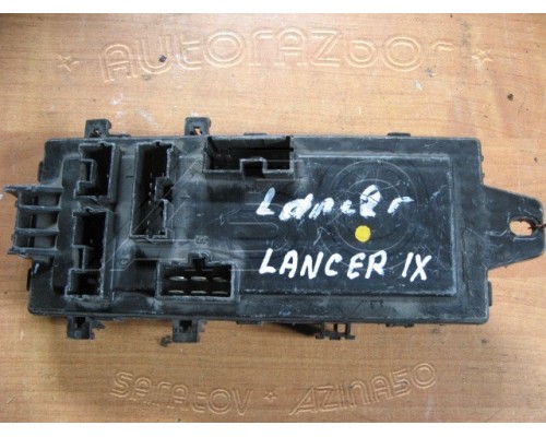 Блок предохранителей (салон) Mitsubishi Lancer (CB) 1992-2000 (MB942505)- купить на ➦ А50-Авторазбор по цене 700.00р.. Отправка в регионы.