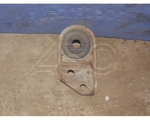 Кронштейн Mitsubishi Colt 1992-1996 ()- купить на ➦ А50-Авторазбор по цене 300.00р.. Отправка в регионы.