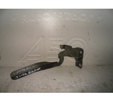 Петля капота Nissan Tiida (C11) 2007-2014