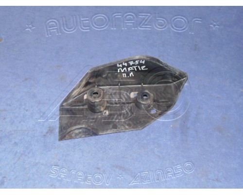 Накладка (кузов внутри) под ногу водителя Daewoo Matiz (M100/M150) 1998-2015 (96602473)- купить на ➦ А50-Авторазбор по цене 150.00р.. Отправка в регионы.