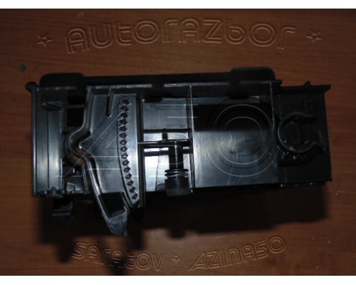 Рамка магнитолы Volkswagen Touareg 2010-2018 (7P6858408)- купить на ➦ А50-Авторазбор по цене 1050.00р.. Отправка в регионы.