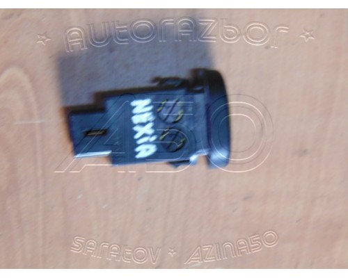 Кнопка обогрева заднего стекла Daewoo Nexia 1995-2016 (96168694)- купить на ➦ А50-Авторазбор по цене 50.00р.. Отправка в регионы.