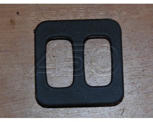 Накладка (кузов внутри) Mitsubishi Lancer (CS/Classic) 2003-2006 (MR402645)- купить на ➦ А50-Авторазбор по цене 250.00р.. Отправка в регионы.