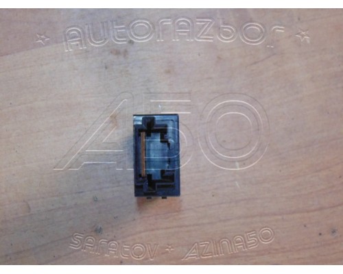 Кнопка противотуманки Mitsubishi Lancer (CS/Classic) 2003-2006 (MR190952)- купить на ➦ А50-Авторазбор по цене 250.00р.. Отправка в регионы.