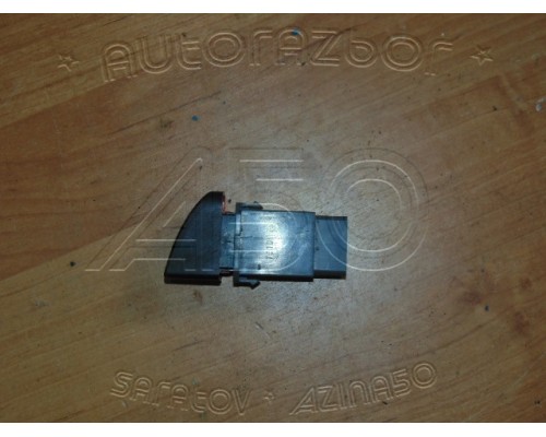 Кнопка аварийной сигнализации Daewoo Nubira 1997-1999 (96211955)- купить на ➦ А50-Авторазбор по цене 500.00р.. Отправка в регионы.