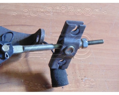 Трос стояночного тормоза Hyundai Sonata III 1993-1998 ()- купить на ➦ А50-Авторазбор по цене 500.00р.. Отправка в регионы.