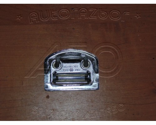 Ручка коврика багажника Volkswagen Touareg 2010-2018 (1K0864203)- купить на ➦ А50-Авторазбор по цене 300.00р.. Отправка в регионы.