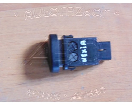 Кнопка обогрева заднего стекла Daewoo Nexia 1995-2016 (96168694)- купить на ➦ А50-Авторазбор по цене 50.00р.. Отправка в регионы.