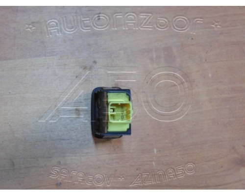 Кнопка включения противотуманных фар Mazda 626 (GE) 1992-1997 (GA5R66480B)- купить на ➦ А50-Авторазбор по цене 150.00р.. Отправка в регионы.