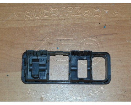 Накладка (кузов внутри) декоративная Mitsubishi Carisma (DA) 1995-1999 (MR240907)- купить на ➦ А50-Авторазбор по цене 300.00р.. Отправка в регионы.