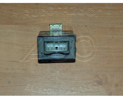 Реле Hyundai Sonata III 1993-1998 (9525034000)- купить на ➦ А50-Авторазбор по цене 250.00р.. Отправка в регионы.