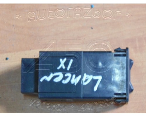 Кнопка стеклоочистителя заднего Mitsubishi Lancer (CS/Classic) 2003-2006 ()- купить на ➦ А50-Авторазбор по цене 200.00р.. Отправка в регионы.