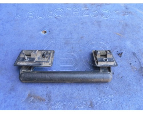 Ручка потолочная Audi 100 [C3] 1983-1991 ()- купить на ➦ А50-Авторазбор по цене 150.00р.. Отправка в регионы.