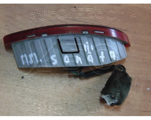 Плафон подсветки двери Hyundai Sonata III 1993-1998 (9264035000)- купить на ➦ А50-Авторазбор по цене 100.00р.. Отправка в регионы.