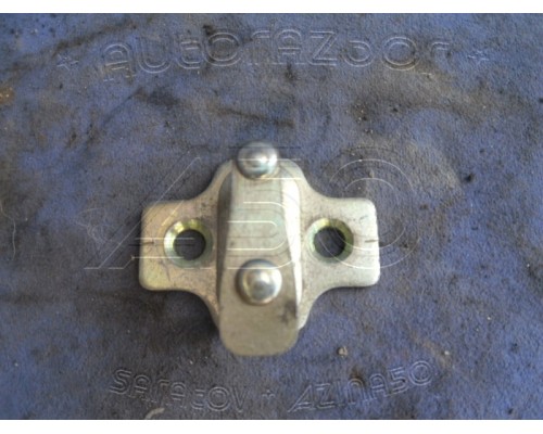 Ответная часть замка двери Chevrolet Lanos 2004-2010 (96301668)- купить на ➦ А50-Авторазбор по цене 50.00р.. Отправка в регионы.