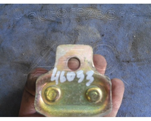 Ответная часть замка двери Chevrolet Lanos 2004-2010 (96301668)- купить на ➦ А50-Авторазбор по цене 50.00р.. Отправка в регионы.