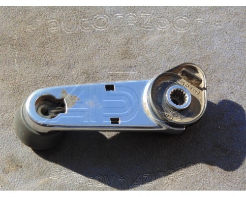 Ручка стеклоподъемника Audi 100 (45) 1991-1994 (443837581D)- купить на ➦ А50-Авторазбор по цене 300.00р.. Отправка в регионы.