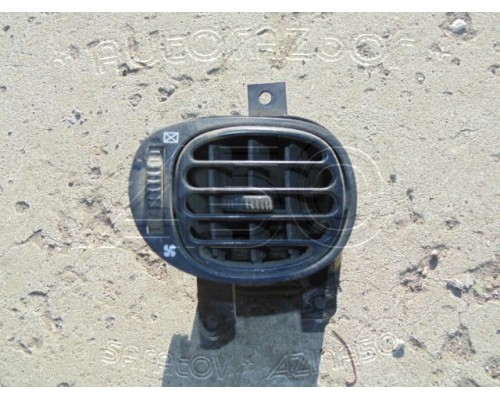 Дефлектор воздушный Hyundai Elantra II J2, J3 1995-2000 (9749029000)- купить на ➦ А50-Авторазбор по цене 600.00р.. Отправка в регионы.