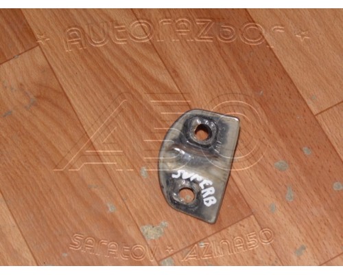 Ответная часть замка двери Skoda Superb 2002-2008 (1U0837033B)- купить на ➦ А50-Авторазбор по цене 180.00р.. Отправка в регионы.