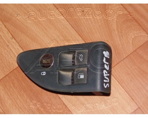 Кнопка открывания багажника Skoda Superb 2002-2008 (3U0959831)- купить на ➦ А50-Авторазбор по цене 1500.00р.. Отправка в регионы.