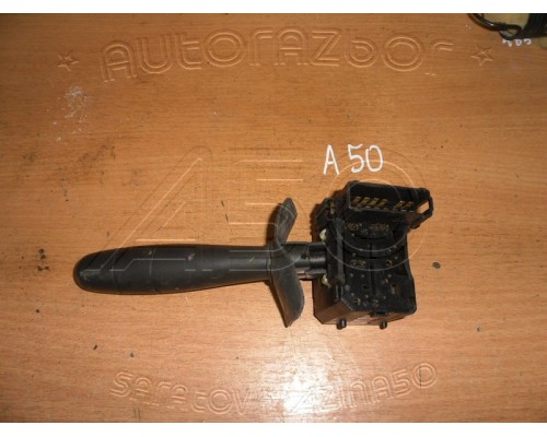 Переключатель подрулевой стеклоочистителя Renault Logan 2005-2014 (8200792575)- купить на ➦ А50-Авторазбор по цене 500.00р.. Отправка в регионы.