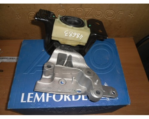 Опора двигателя Renault Duster 2012-2015 (3927501)- купить на ➦ А50-Авторазбор по цене 5000.00р.. Отправка в регионы.