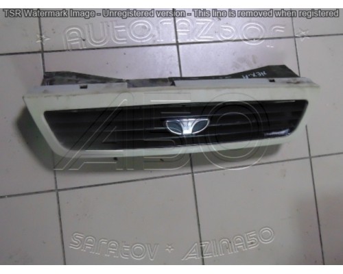 Решетка радиатора Daewoo Nexia 1995-2016 (96269840)- купить на ➦ А50-Авторазбор по цене 900.00р.. Отправка в регионы.