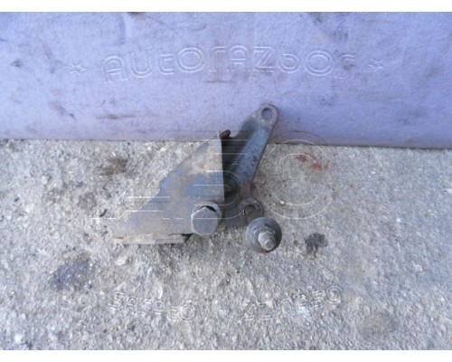 Кронштейн Chery Amulet (A15) 2006-2012 (A111001611)- купить на ➦ А50-Авторазбор по цене 200.00р.. Отправка в регионы.