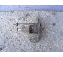 Кронштейн Chery Amulet (A15) 2006-2012