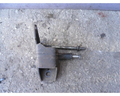 Кронштейн Chery Amulet (A15) 2006-2012 (A111001611)- купить на ➦ А50-Авторазбор по цене 200.00р.. Отправка в регионы.