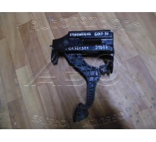 Педаль сцепления Volkswagen Golf IV/Bora 1997-2005