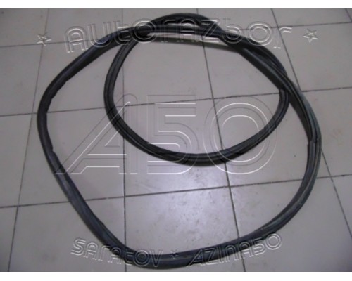 Уплотнитель багажника Toyota Land Cruiser (100) 1998-2007 ()- купить на ➦ А50-Авторазбор по цене 4000.00р.. Отправка в регионы.