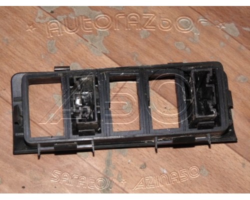 Накладка под кнопки Hyundai Grandeur (TG) 2005-2011 (937103L900J9)- купить на ➦ А50-Авторазбор по цене 1000.00р.. Отправка в регионы.