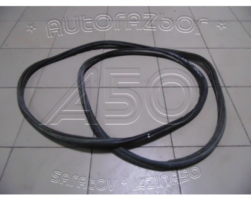 Уплотнитель багажника Toyota Land Cruiser (100) 1998-2007 ()- купить на ➦ А50-Авторазбор по цене 4000.00р.. Отправка в регионы.