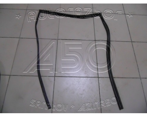 Уплотнитель стекла двери Toyota Land Cruiser (100) 1998-2007 ()- купить на ➦ А50-Авторазбор по цене 1000.00р.. Отправка в регионы.