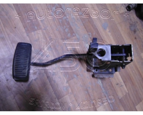 Педаль тормоза Hyundai Sonata IV EF 1998-2001 (3281038300)- купить на ➦ А50-Авторазбор по цене 1000.00р.. Отправка в регионы.