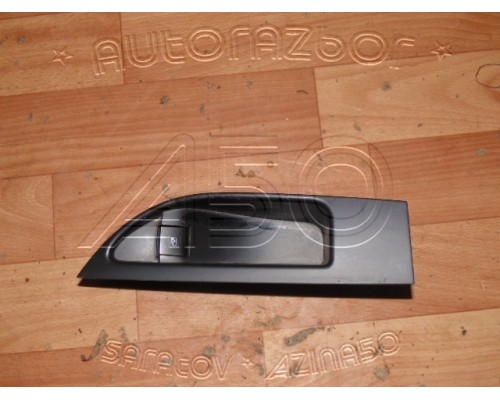 Кнопка стеклоподъемника Opel Astra J 2009-2014 ()- купить на ➦ А50-Авторазбор по цене 450.00р.. Отправка в регионы.