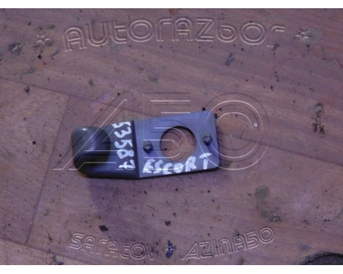 Крючок Ford Escort 1995-2001 (1027828)- купить на ➦ А50-Авторазбор по цене 500.00р.. Отправка в регионы.